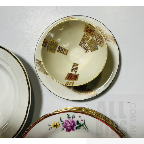‘English Rose’ Regent China Dinner Set Hand Finished With 18 Carat Gold