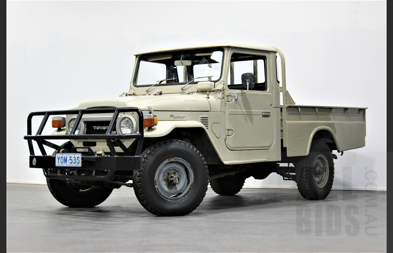12/1978 Toyota Landcruiser (4x4) HJ45 Tub Back Beige 3.6L Diesel
