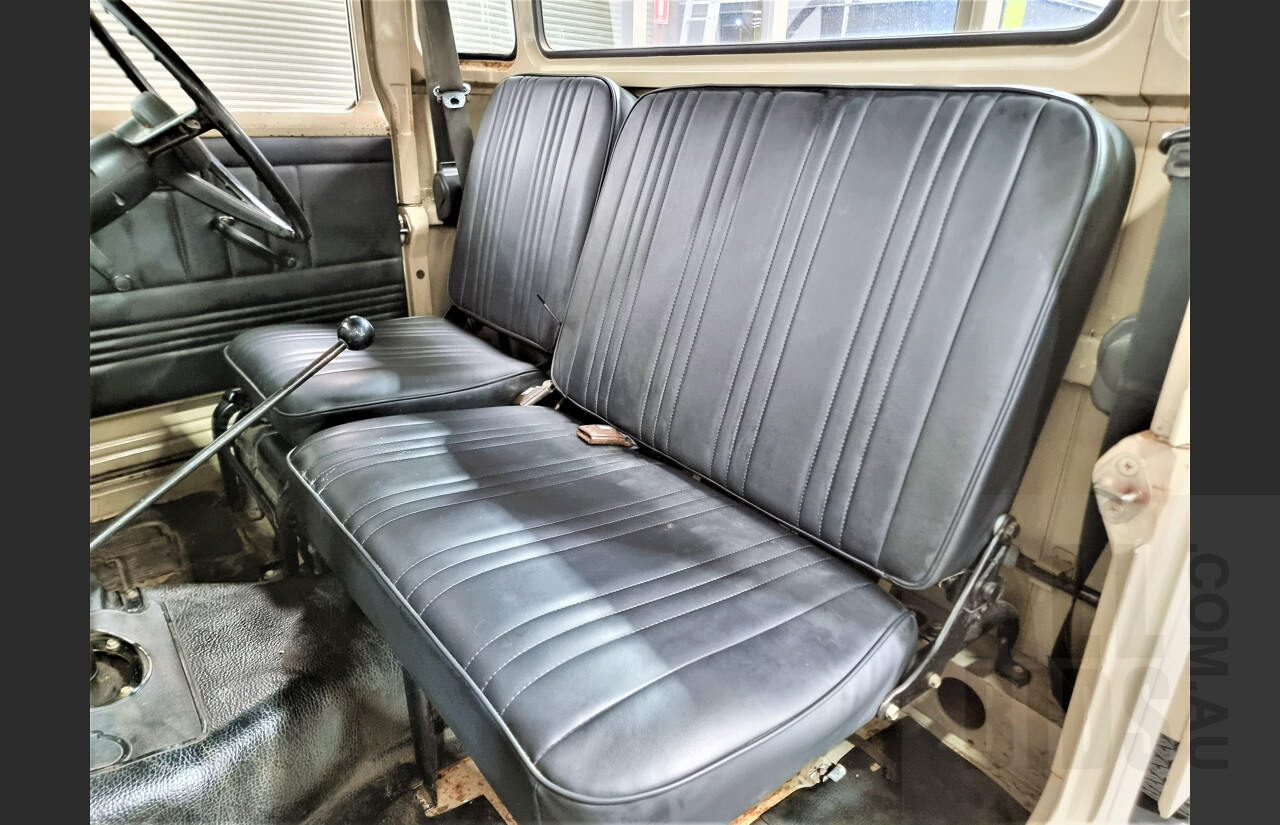 12/1978 Toyota Landcruiser (4x4) HJ45 Tub Back Beige 3.6L Diesel