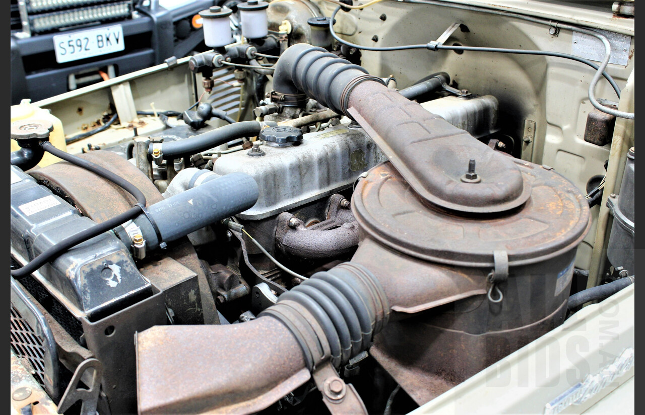 12/1978 Toyota Landcruiser (4x4) HJ45 Tub Back Beige 3.6L Diesel