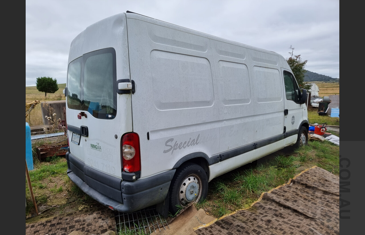 10/2006 Renault X70 Master LWB Hi-Roof 2d Van White 2.5L Turbo Diesel