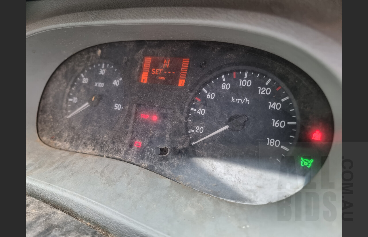 10/2006 Renault X70 Master LWB Hi-Roof 2d Van White 2.5L Turbo Diesel