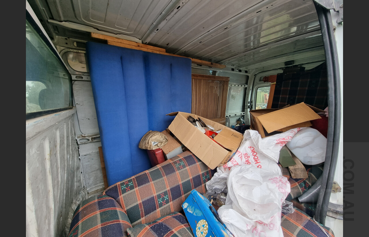 10/2006 Renault X70 Master LWB Hi-Roof 2d Van White 2.5L Turbo Diesel