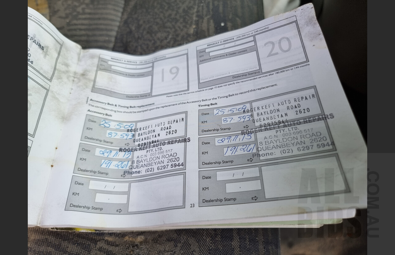 10/2006 Renault X70 Master LWB Hi-Roof 2d Van White 2.5L Turbo Diesel