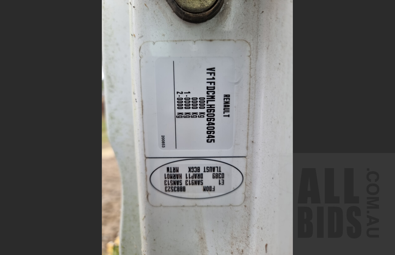 10/2006 Renault X70 Master LWB Hi-Roof 2d Van White 2.5L Turbo Diesel