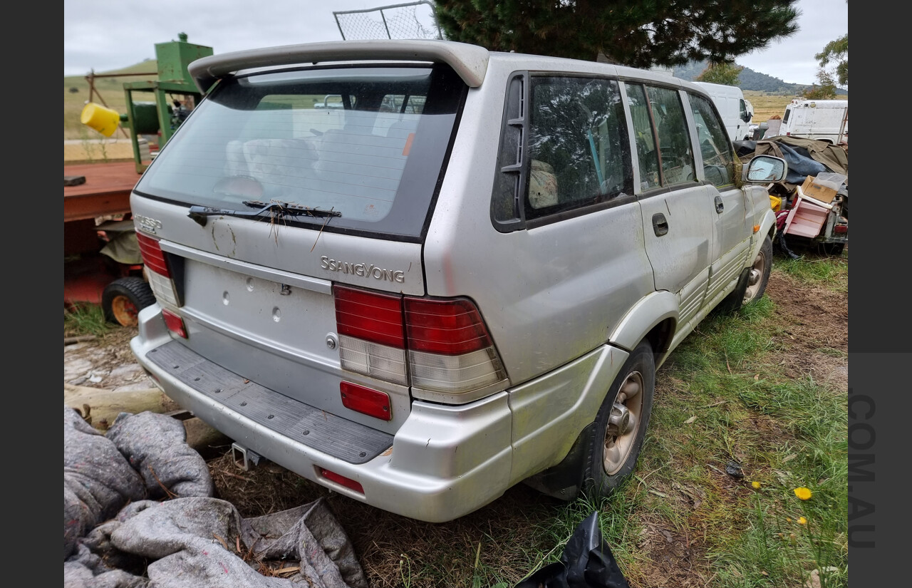 8/1997 Ssangyong Musso (4x4) 4d Wagon Silver 2.9L Diesel
