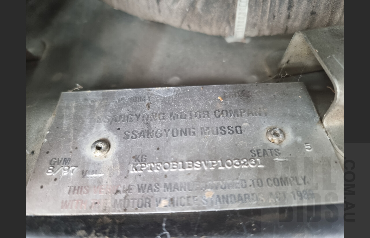 8/1997 Ssangyong Musso (4x4) 4d Wagon Silver 2.9L Diesel