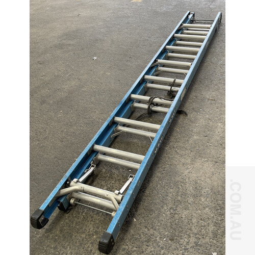 Bailey Fiberglass Extension Ladder