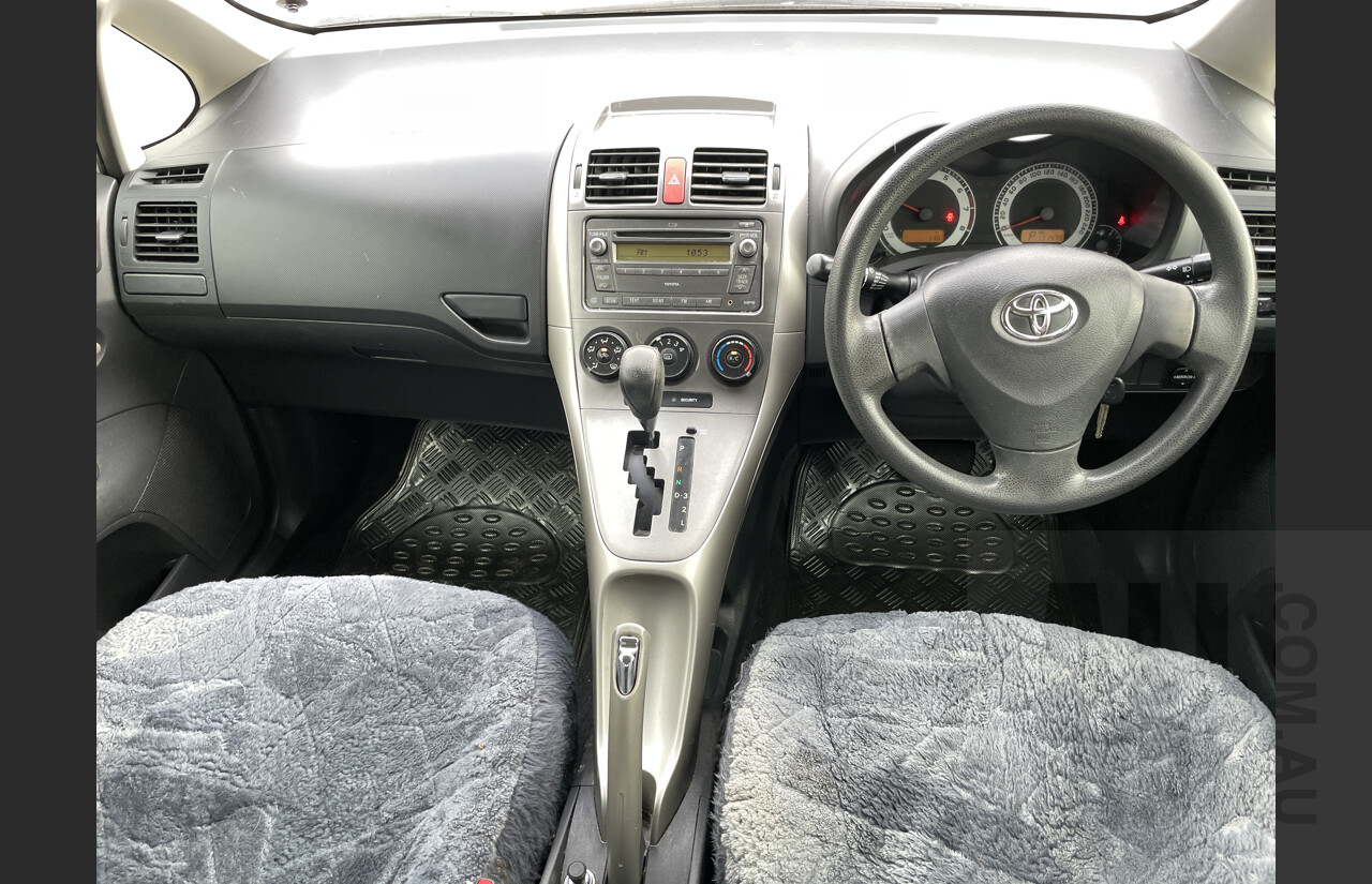 1/2008 Toyota Corolla Ascent ZRE152R 5d Hatchback White 1.8L