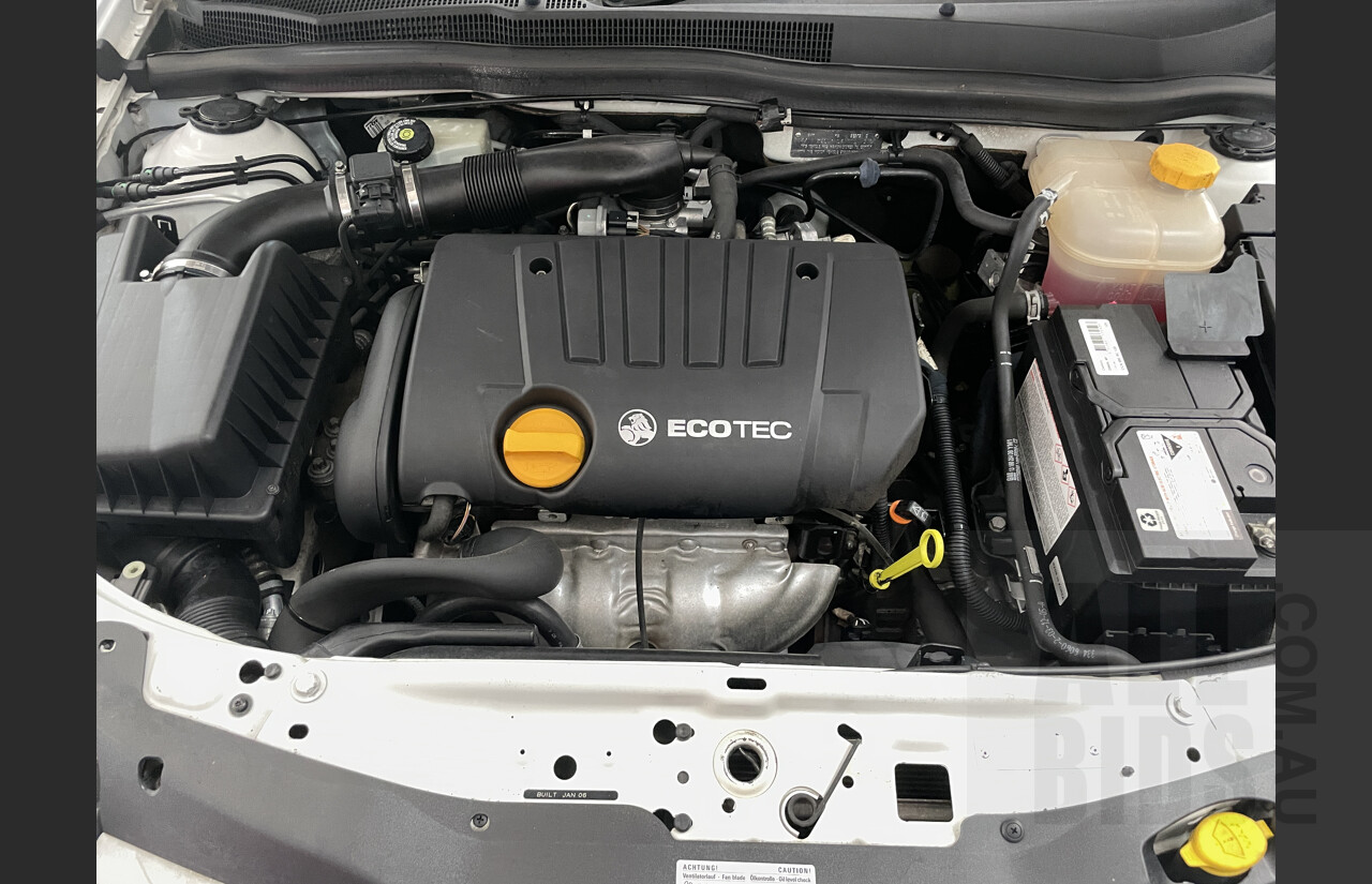 4/2006 Holden Astra CD AH MY06 5d Hatchback White 1.8L