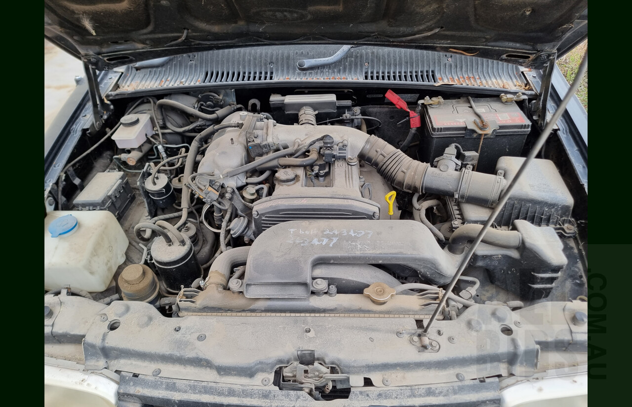 07/2001 Kia Sportage (4x4) MY01 4d Wagon Black 2.0L - Project