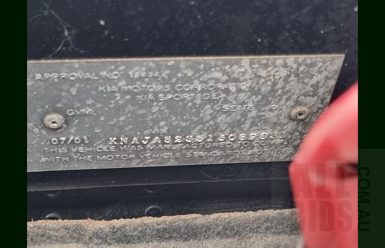 07/2001 Kia Sportage (4x4) MY01 4d Wagon Black 2.0L - Project