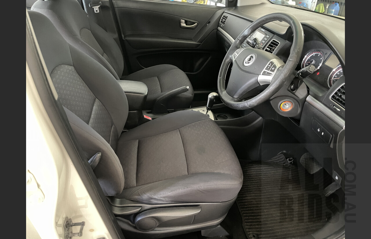 3/2012 Ssangyong Korando S C200 4d Wagon White 2.0L