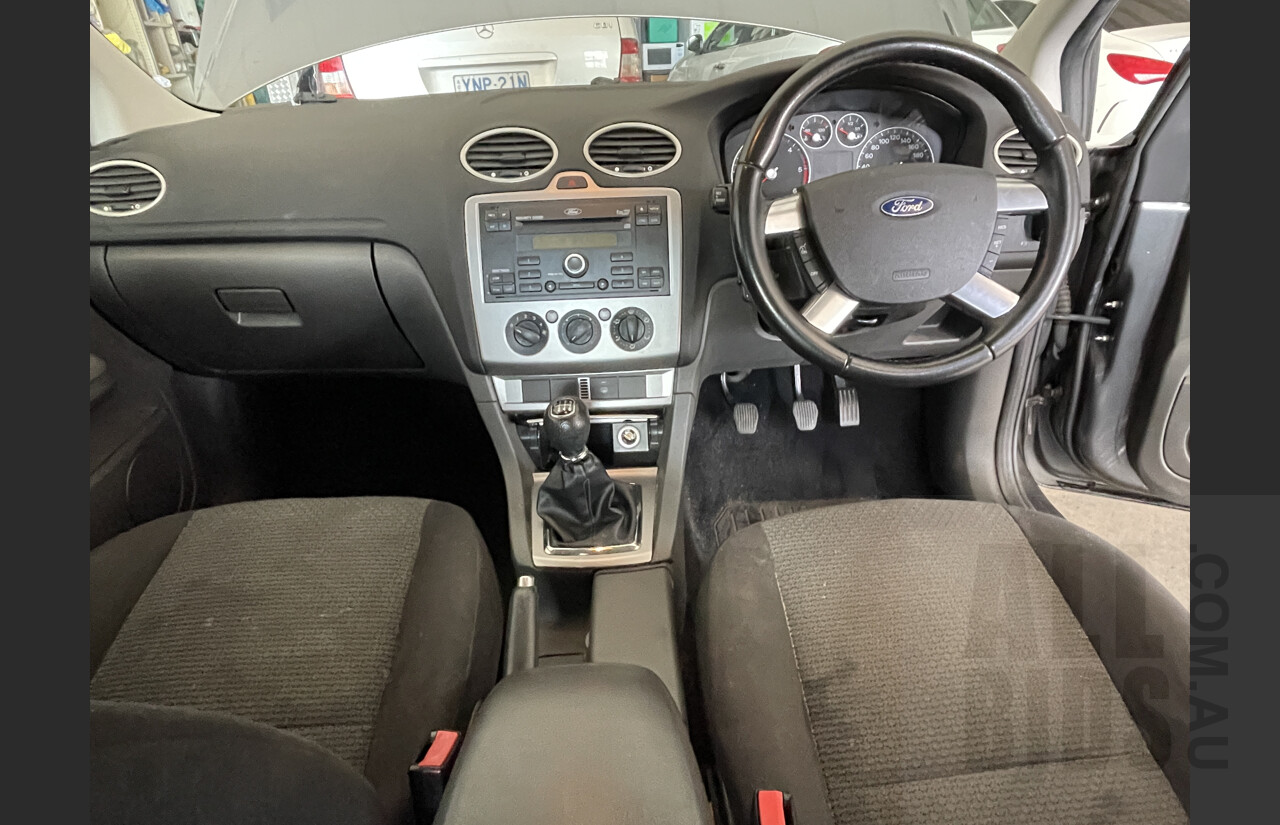 3/2008 Ford Focus LX LT 5d Hatchback Grey 2.0L