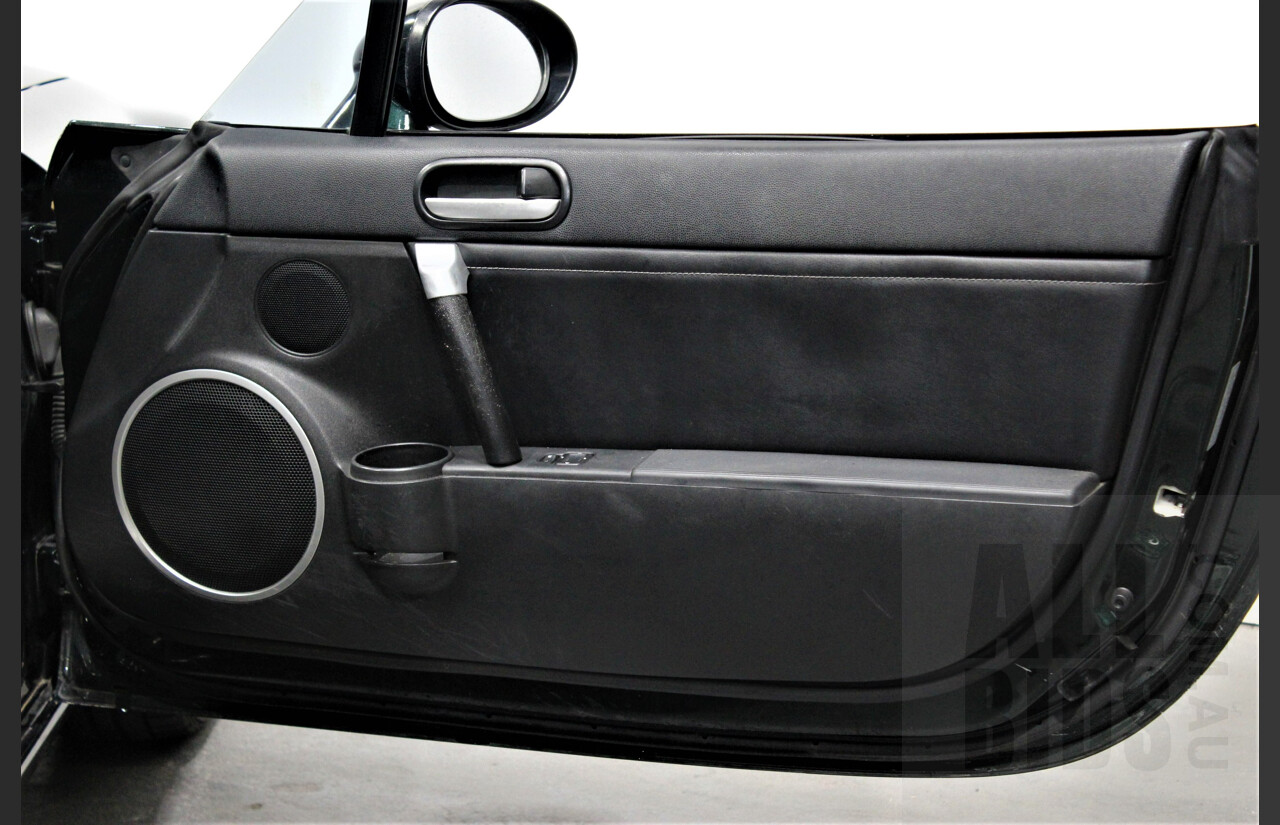 1/2007 Mazda MX-5 NC Hardtop 2d Convertible Green 2.0L