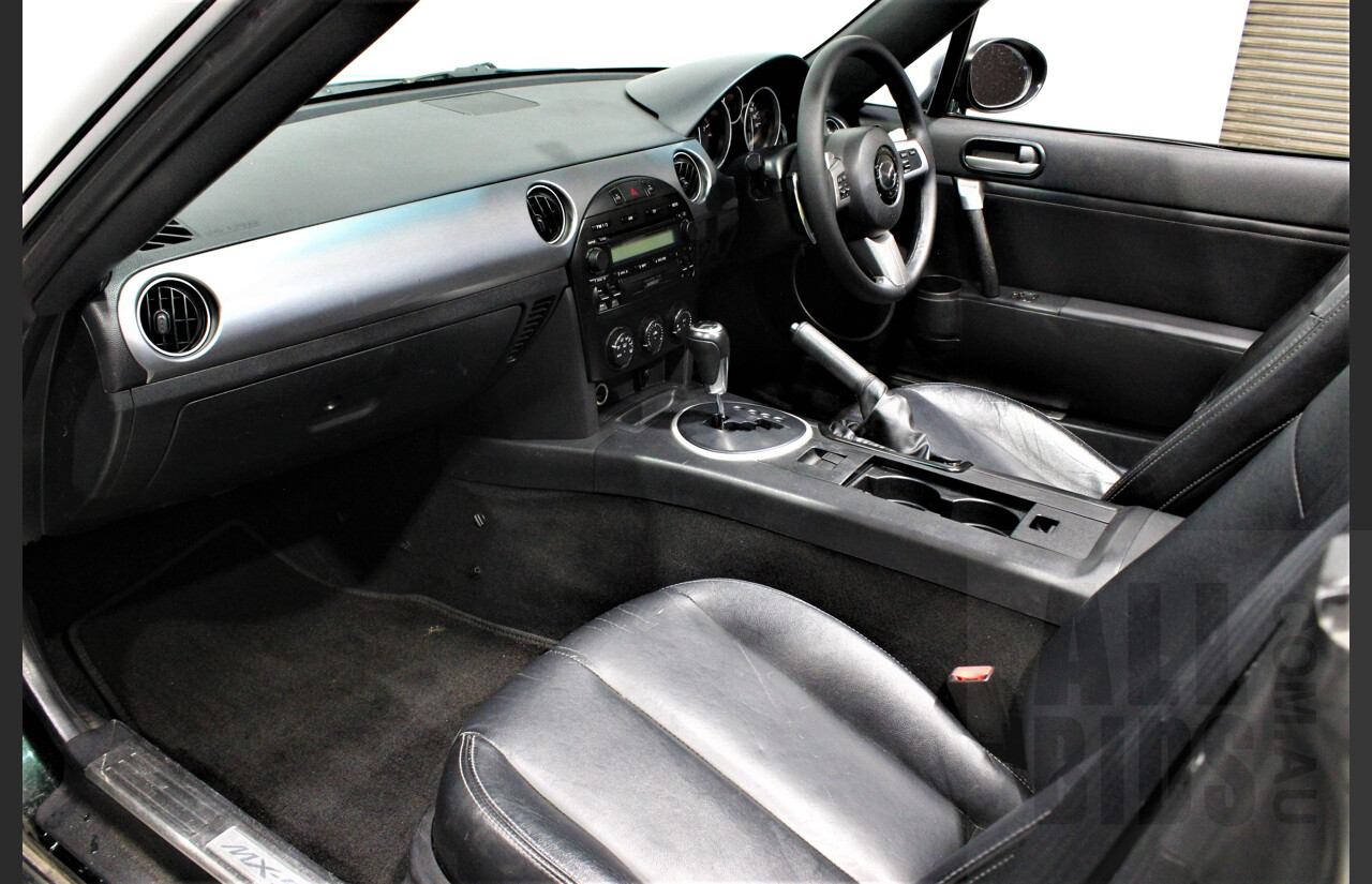 1/2007 Mazda MX-5 NC Hardtop 2d Convertible Green 2.0L