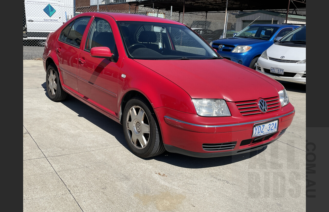 2/2004 Volkswagen Bora 2.0 1J 4d Sedan Red 2.0L