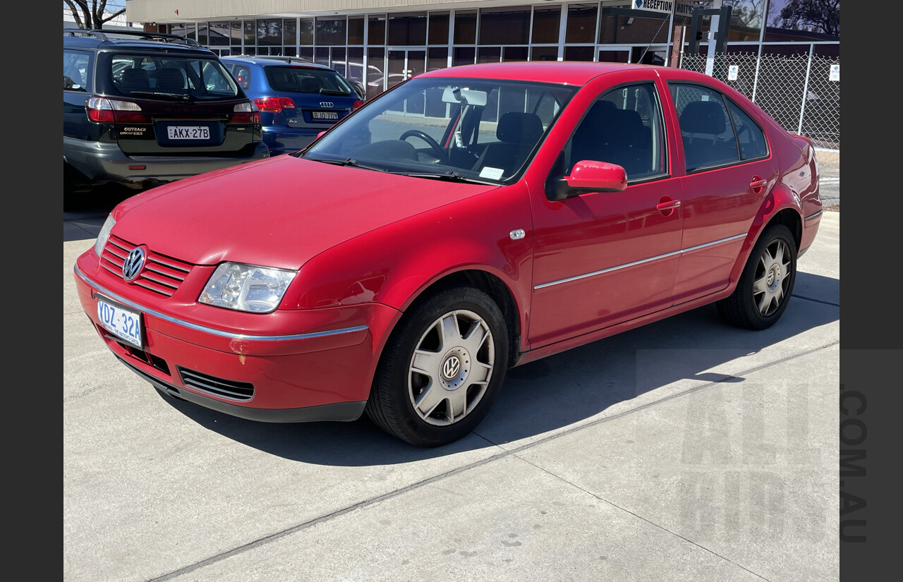 2/2004 Volkswagen Bora 2.0 1J 4d Sedan Red 2.0L