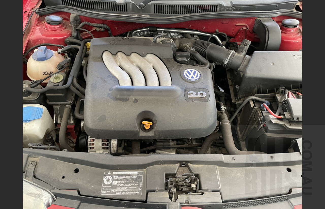 2/2004 Volkswagen Bora 2.0 1J 4d Sedan Red 2.0L