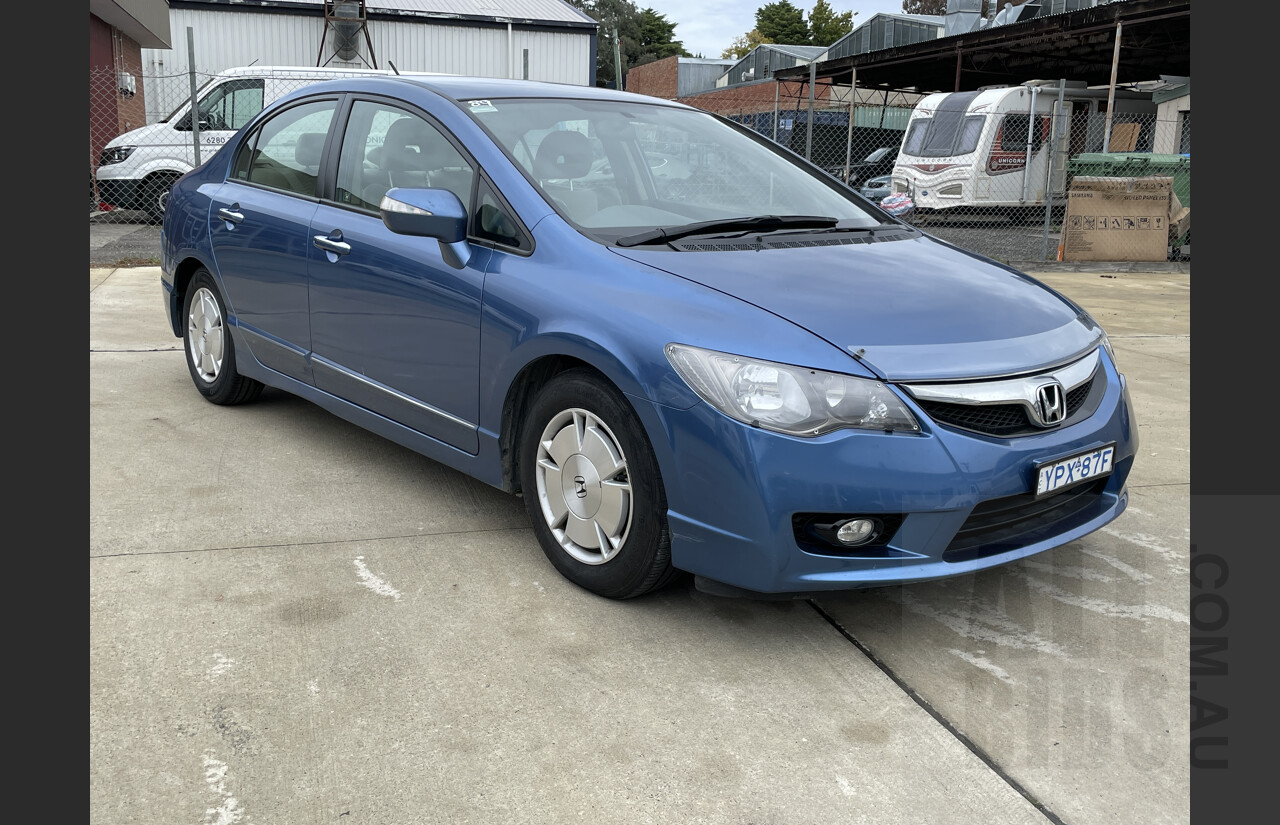 11/2009 Honda Civic Hybrid MY07 4d Sedan Blue 1.3L
