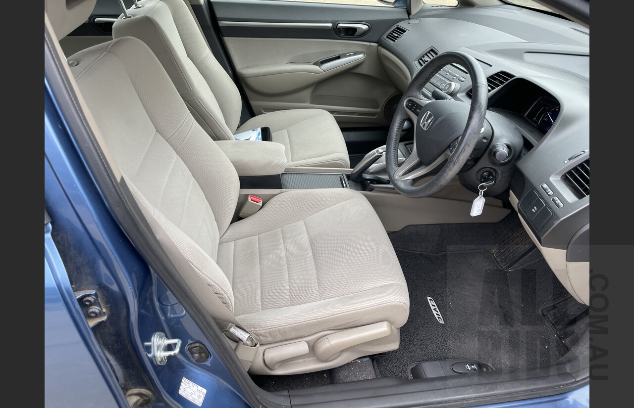 11/2009 Honda Civic Hybrid MY07 4d Sedan Blue 1.3L