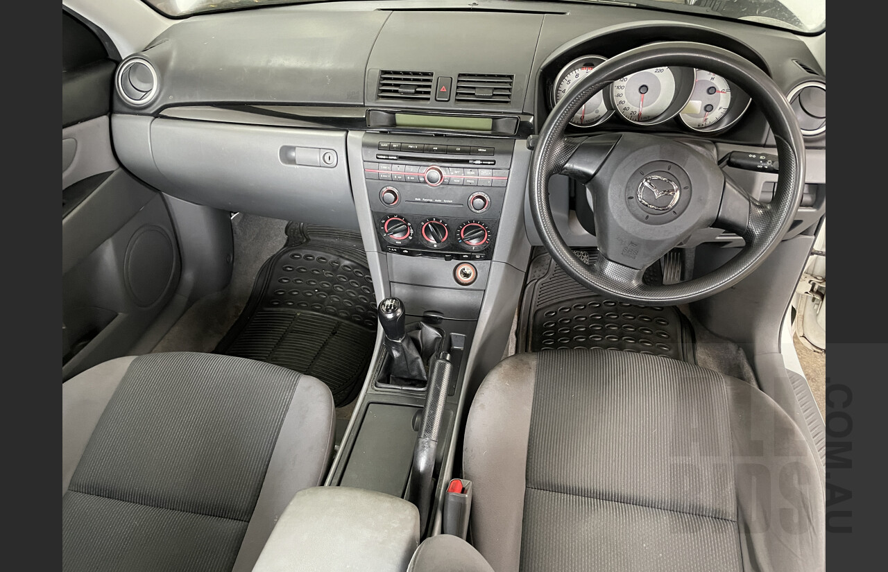 1/2008 Mazda Mazda3 NEO BK 4d Sedan White 2.0L