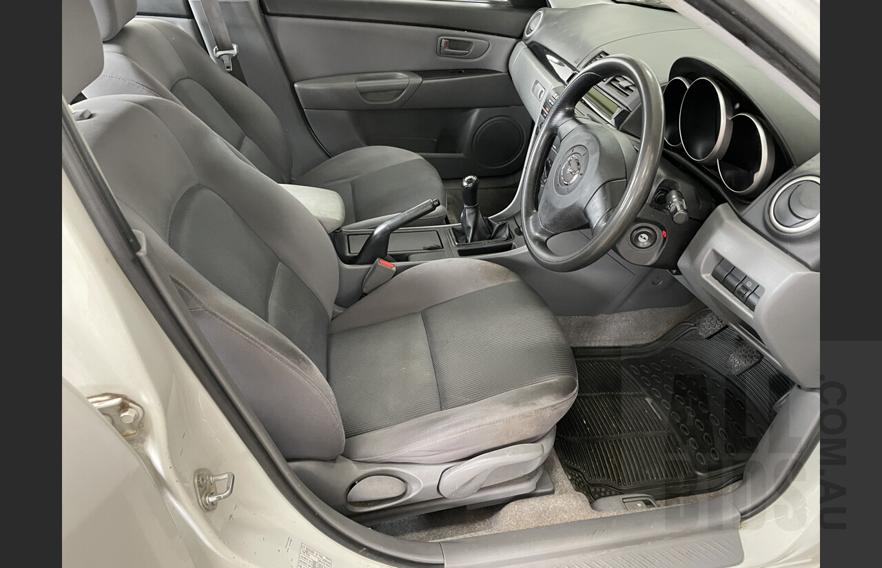 1/2008 Mazda Mazda3 NEO BK 4d Sedan White 2.0L