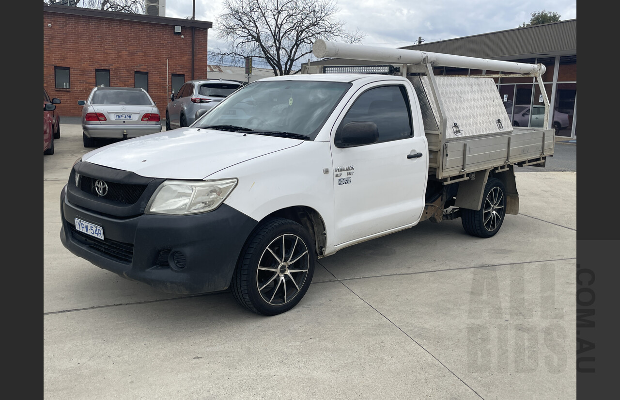 7/2008 Toyota Hilux Workmate TGN16R 07 UPGRADE C/chas White 2.7L