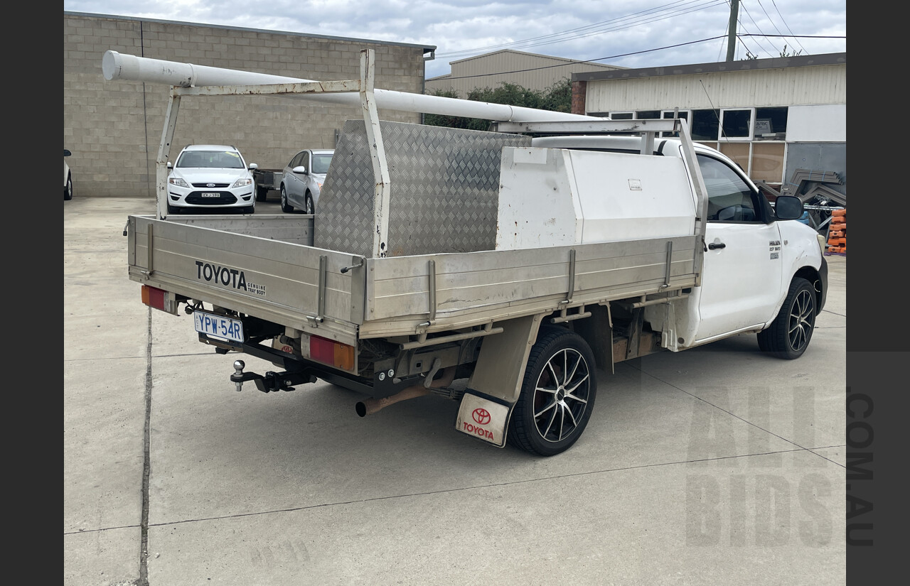 7/2008 Toyota Hilux Workmate TGN16R 07 UPGRADE C/chas White 2.7L