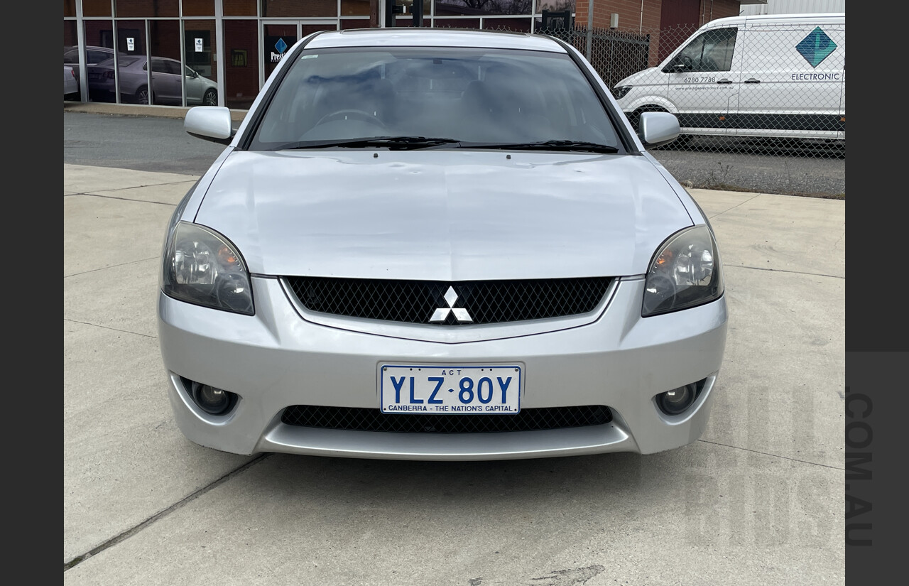 11/2005 Mitsubishi 380 GT DB 4d Sedan Silver 3.8L