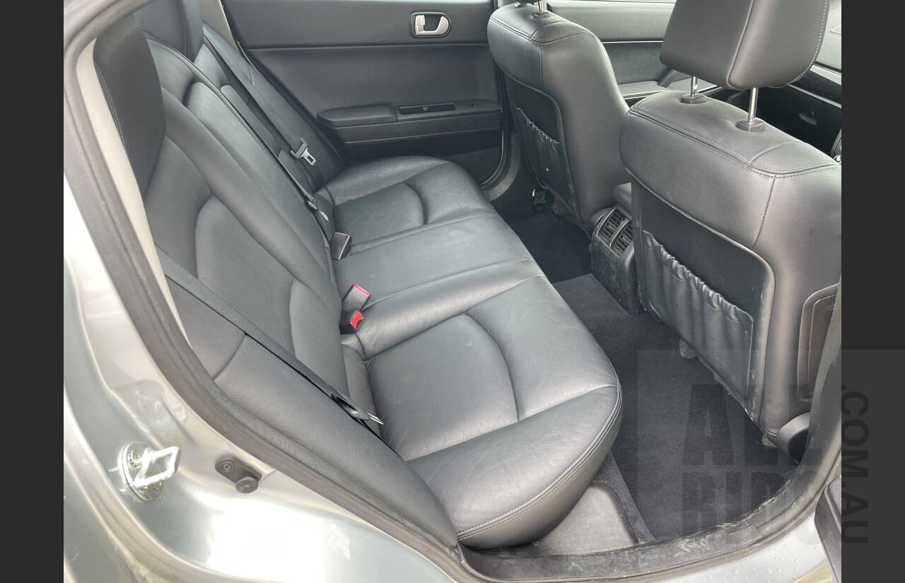 11/2005 Mitsubishi 380 GT DB 4d Sedan Silver 3.8L