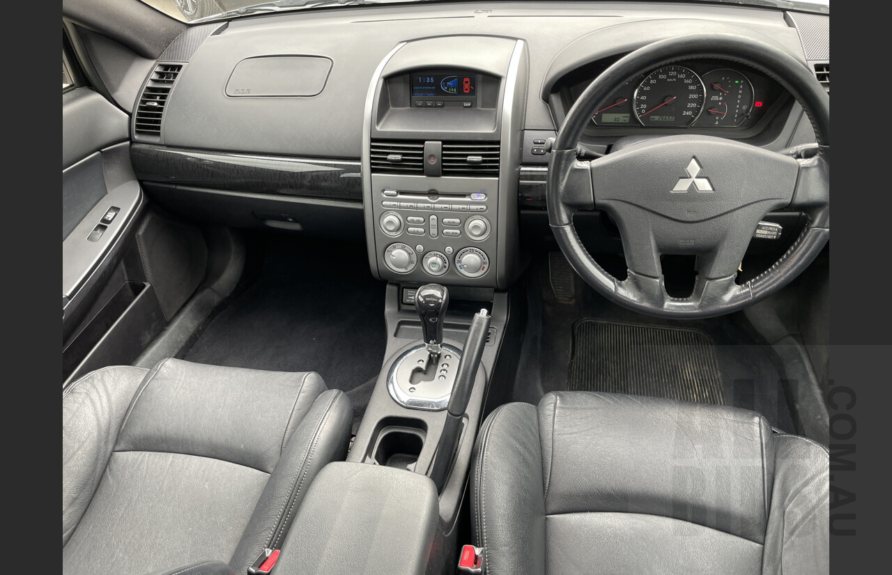 11/2005 Mitsubishi 380 GT DB 4d Sedan Silver 3.8L