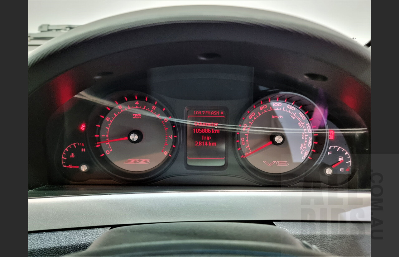 11/2007 Holden Commodore SS-V VE Utility Morpheus Purple 6.0L V8 Manual