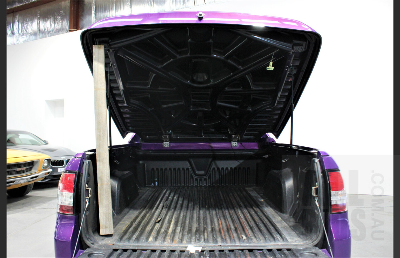 11/2007 Holden Commodore SS-V VE Utility Morpheus Purple 6.0L V8 Manual