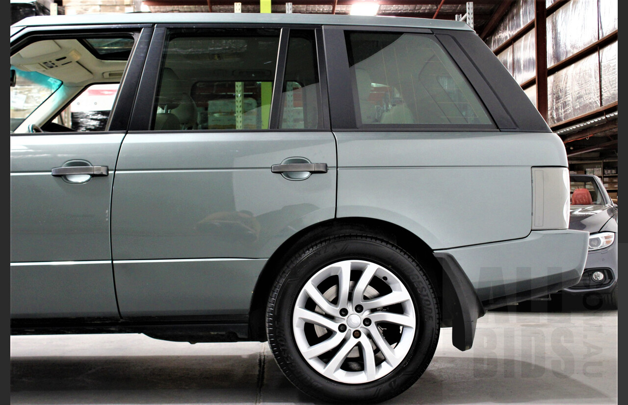 8/2003 Land Rover Range Rover HSE 4d Wagon Green 4.4L V8