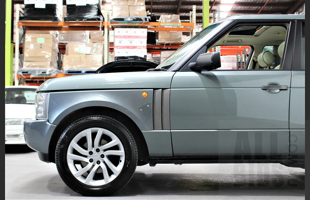 8/2003 Land Rover Range Rover HSE 4d Wagon Green 4.4L V8