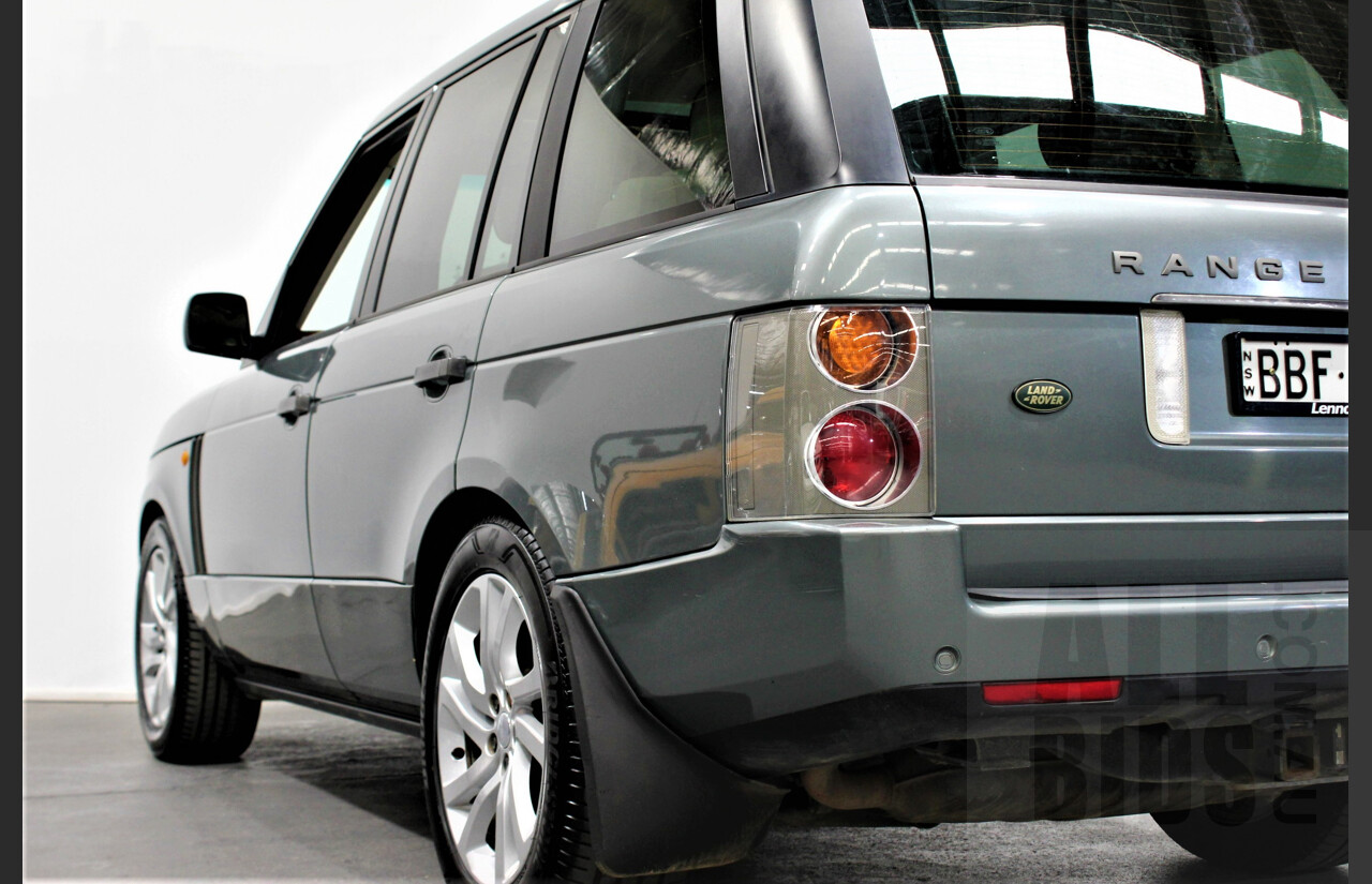 8/2003 Land Rover Range Rover HSE 4d Wagon Green 4.4L V8
