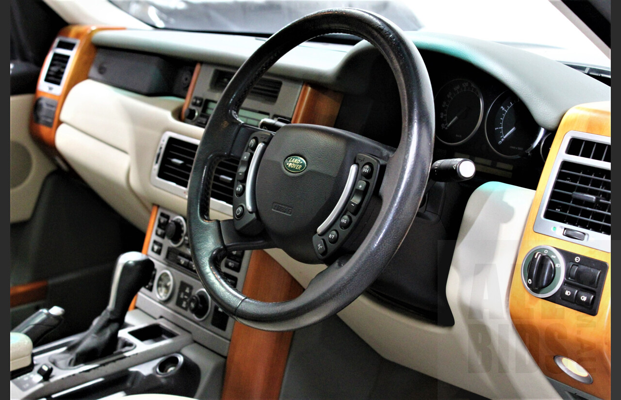 8/2003 Land Rover Range Rover HSE 4d Wagon Green 4.4L V8