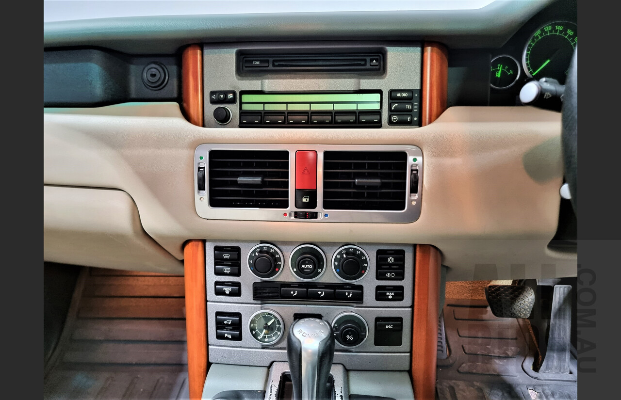 8/2003 Land Rover Range Rover HSE 4d Wagon Green 4.4L V8