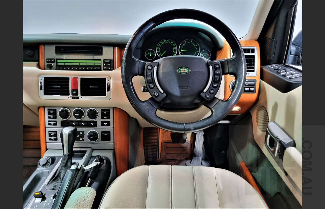 8/2003 Land Rover Range Rover HSE 4d Wagon Green 4.4L V8