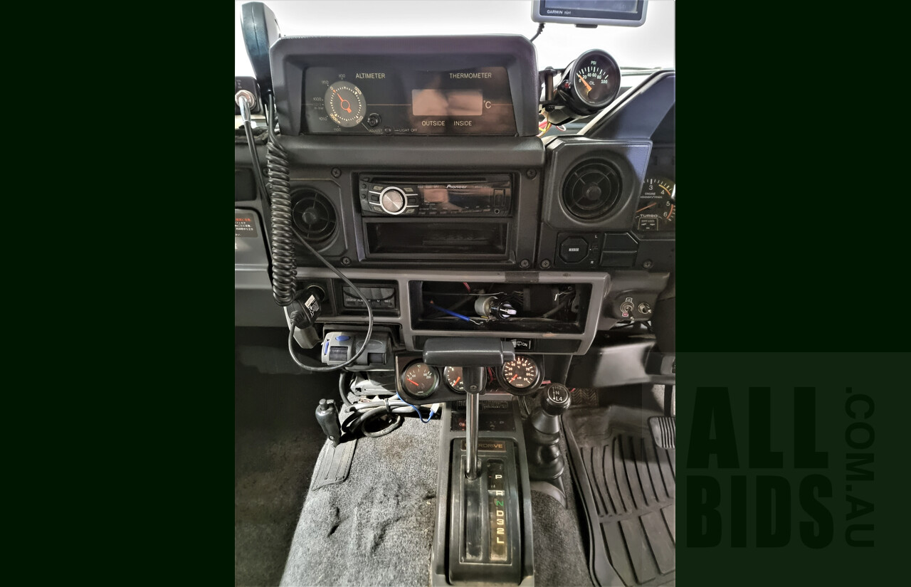 2/1987 Toyota Landcruiser LX Turbo BJ74 (4x4) 2d FRP Top Grey 3.4L 13B-T Turbo Diesel