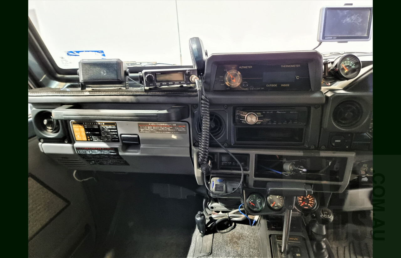 2/1987 Toyota Landcruiser LX Turbo BJ74 (4x4) 2d FRP Top Grey 3.4L 13B-T Turbo Diesel