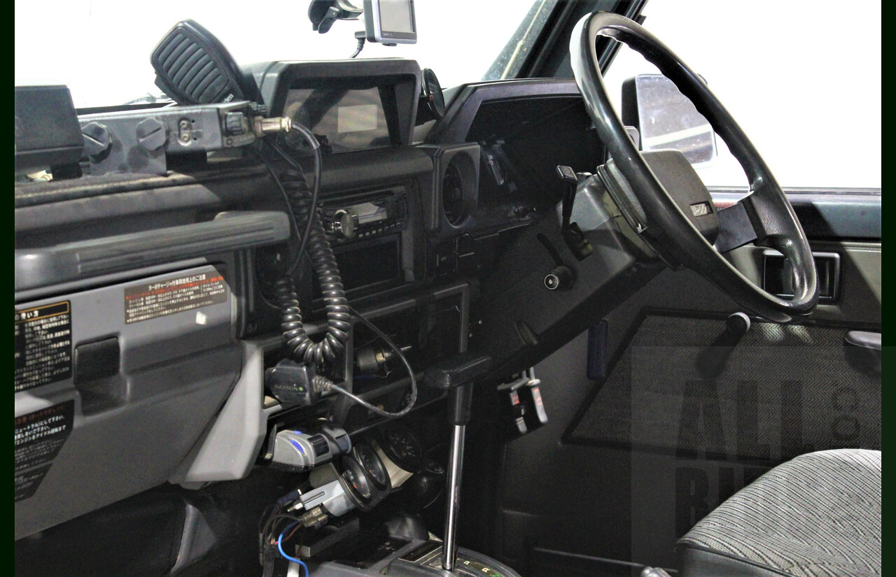 2/1987 Toyota Landcruiser LX Turbo BJ74 (4x4) 2d FRP Top Grey 3.4L 13B-T Turbo Diesel