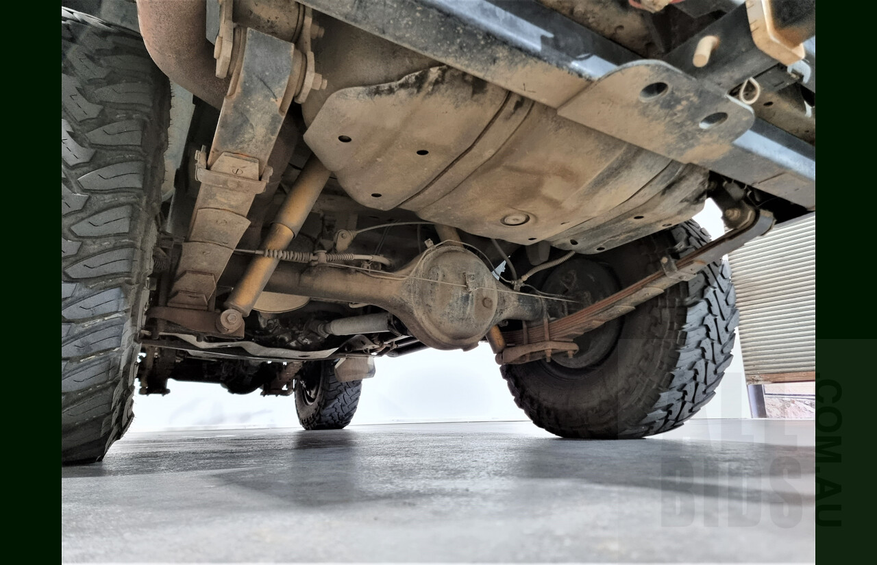 2/1987 Toyota Landcruiser LX Turbo BJ74 (4x4) 2d FRP Top Grey 3.4L 13B-T Turbo Diesel