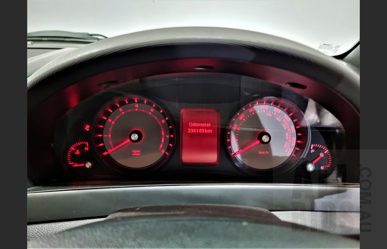 11/2007 Holden VE Commodore SS Utility Silver 6.0L V8 Manual