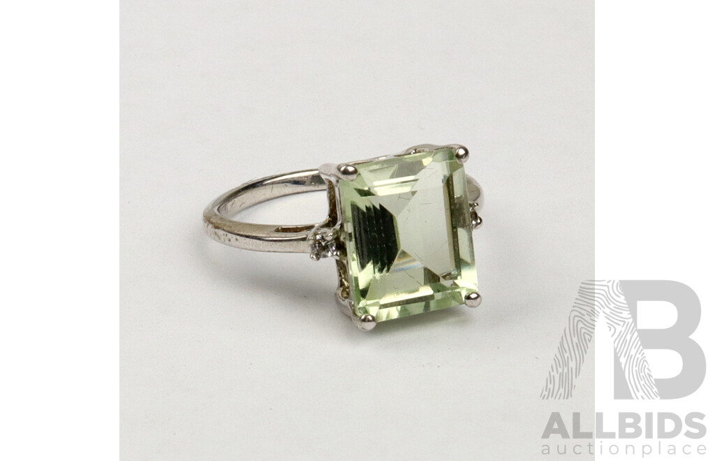 Sterling Silver Green Beryl Ring - Lot 1504908 | ALLBIDS