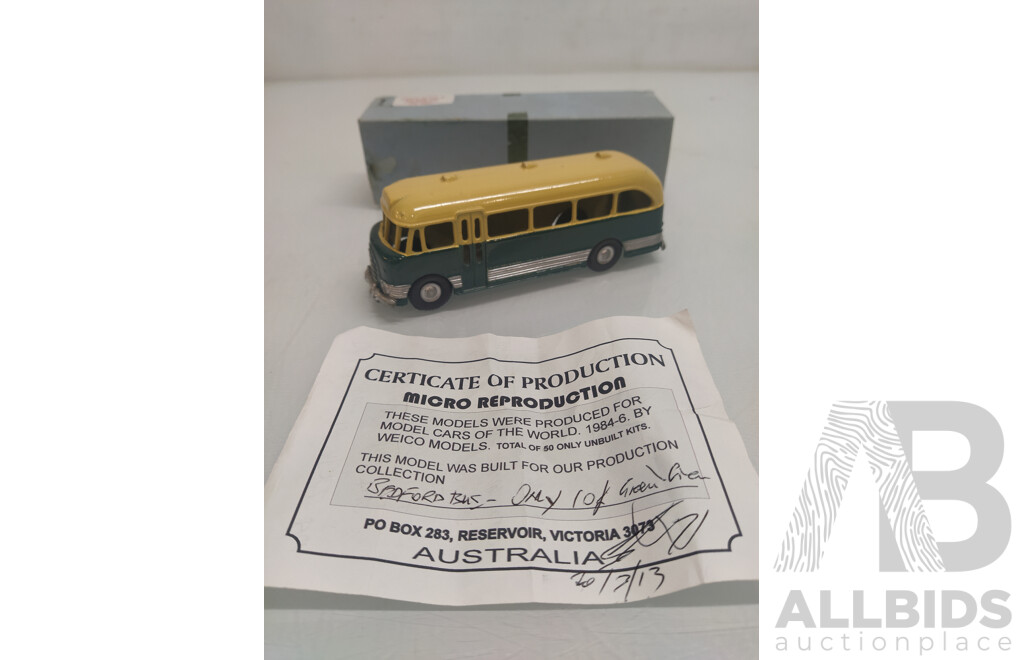 Micro Models Reproduction Bedford Bus
