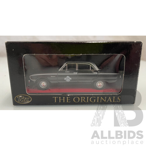 Trax Model - Ford Xk Falcon Taxi De 1996 China 1/43