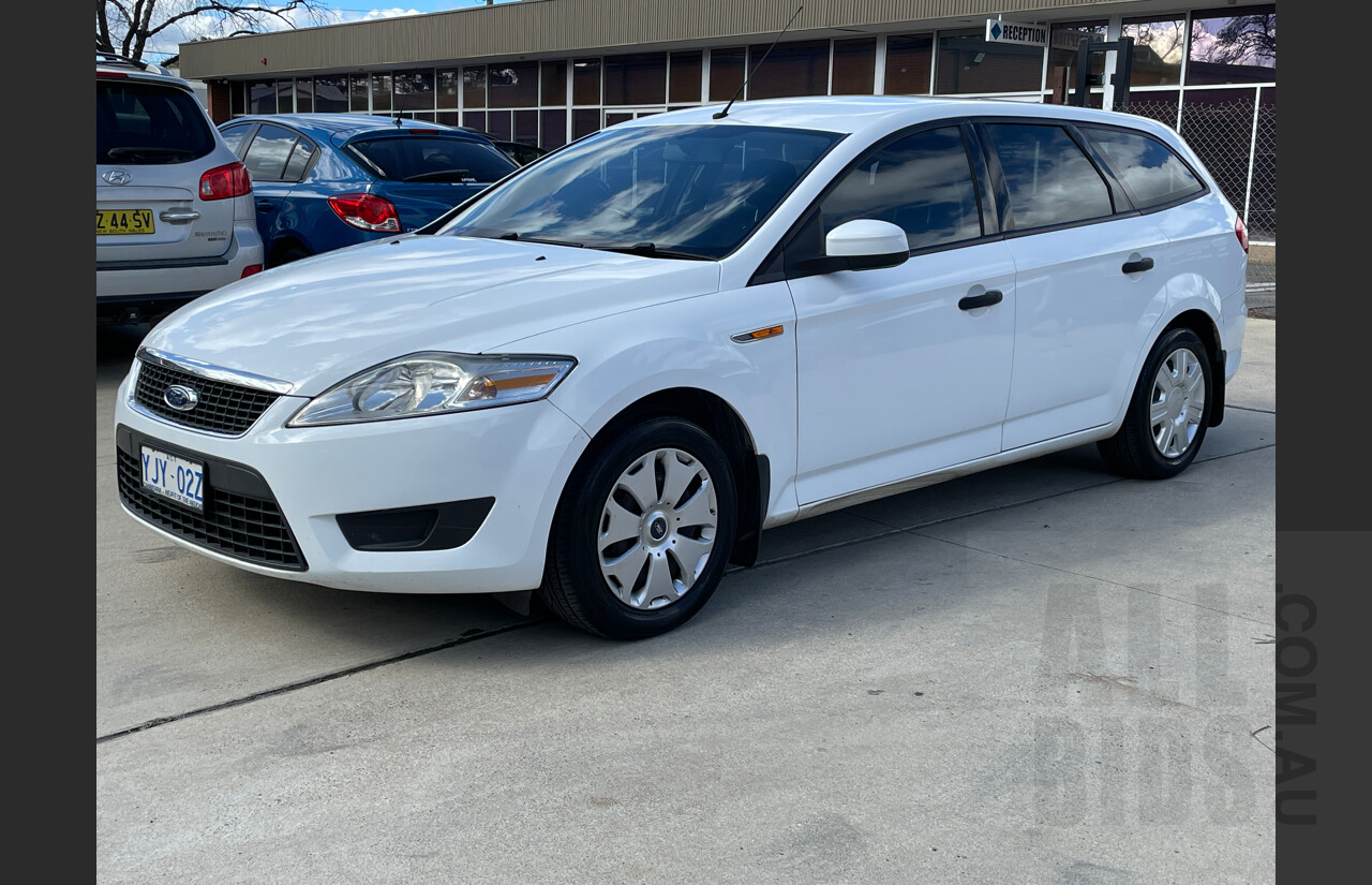 5/2010 Ford Mondeo LX MB 4d Wagon White 2.3L