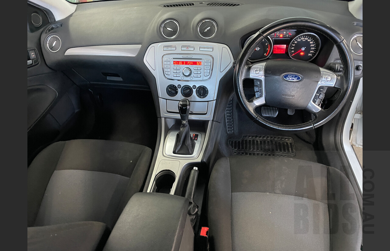 5/2010 Ford Mondeo LX MB 4d Wagon White 2.3L